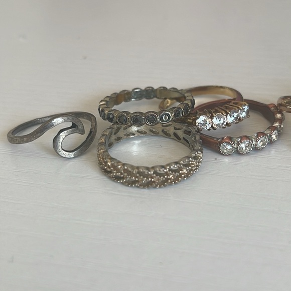 Rings, Rings, Rings! - Picture 4 of 10